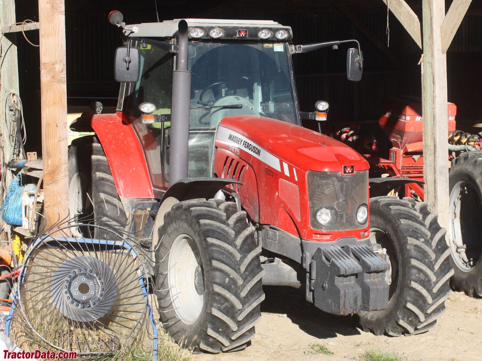 Massey Ferguson 7475