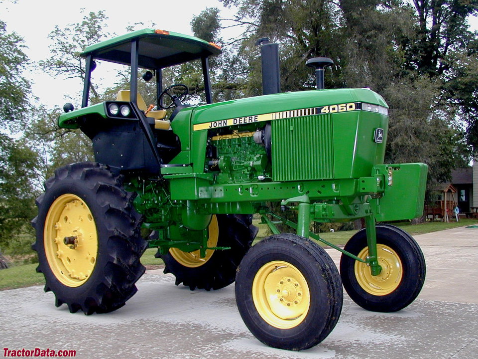 John Deere 4050 Hi-Crop.