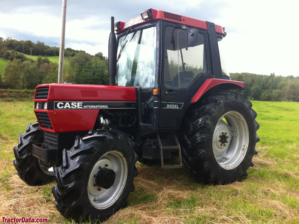 Case IH 985XL, left side