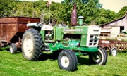 Oliver G1355 tractor photo