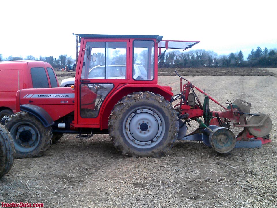 Massey Ferguson 420