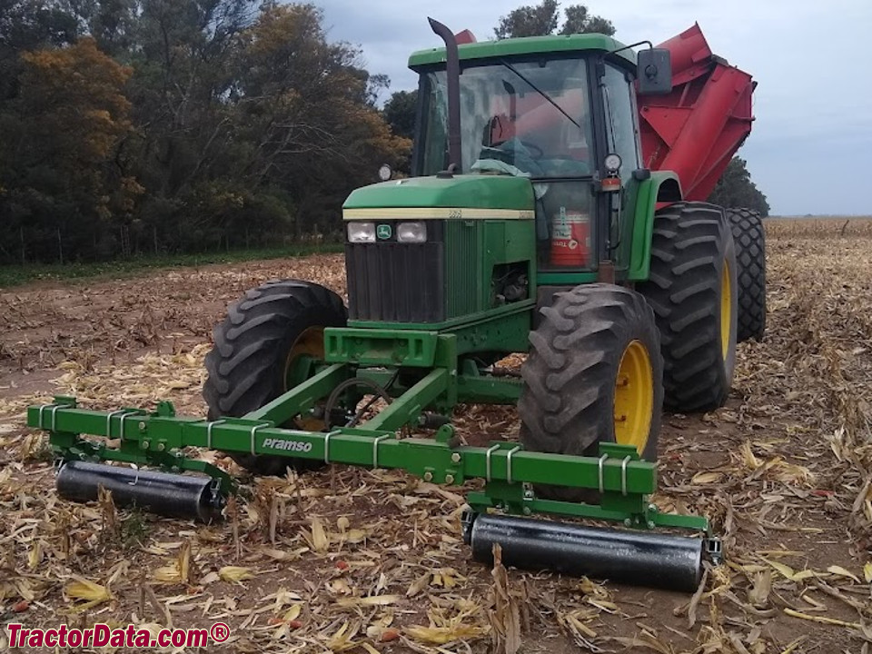 John Deere 6605