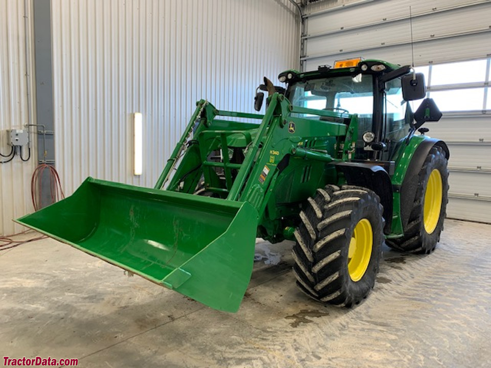 John Deere 6125R