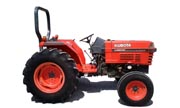 Kubota L4300 tractor photo