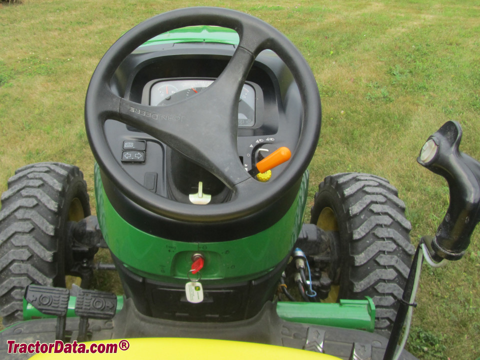 John Deere 4720 operator station and controls.