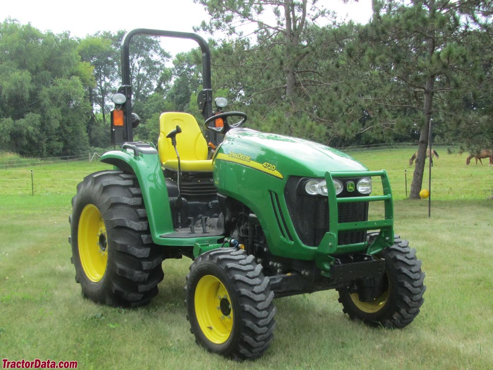 John Deere 4720