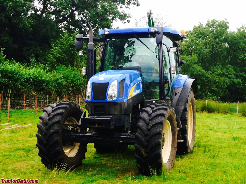 New Holland T6030 Plus