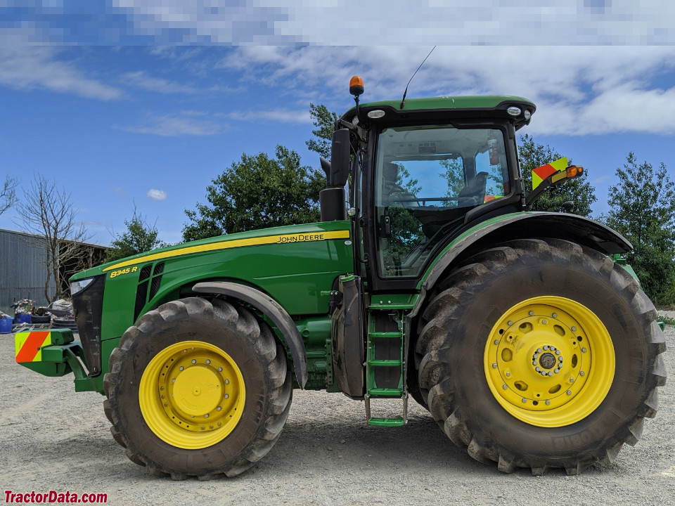 John Deere 8345R