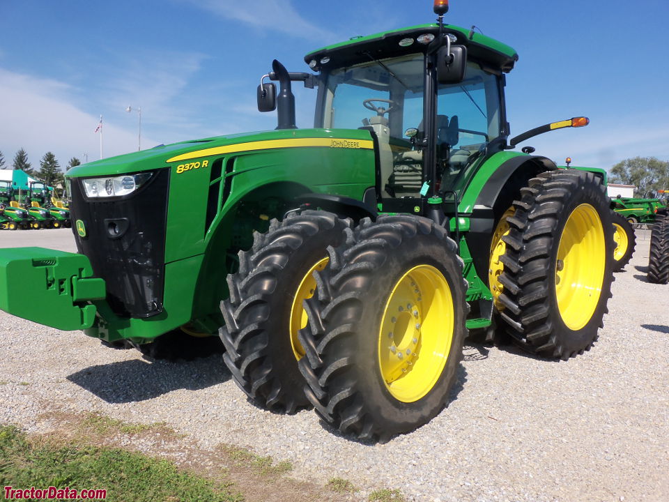 John Deere 8370R