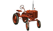 Farmall Cub tractor photo