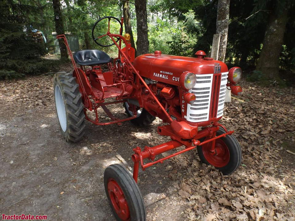 Farmall Super Cub