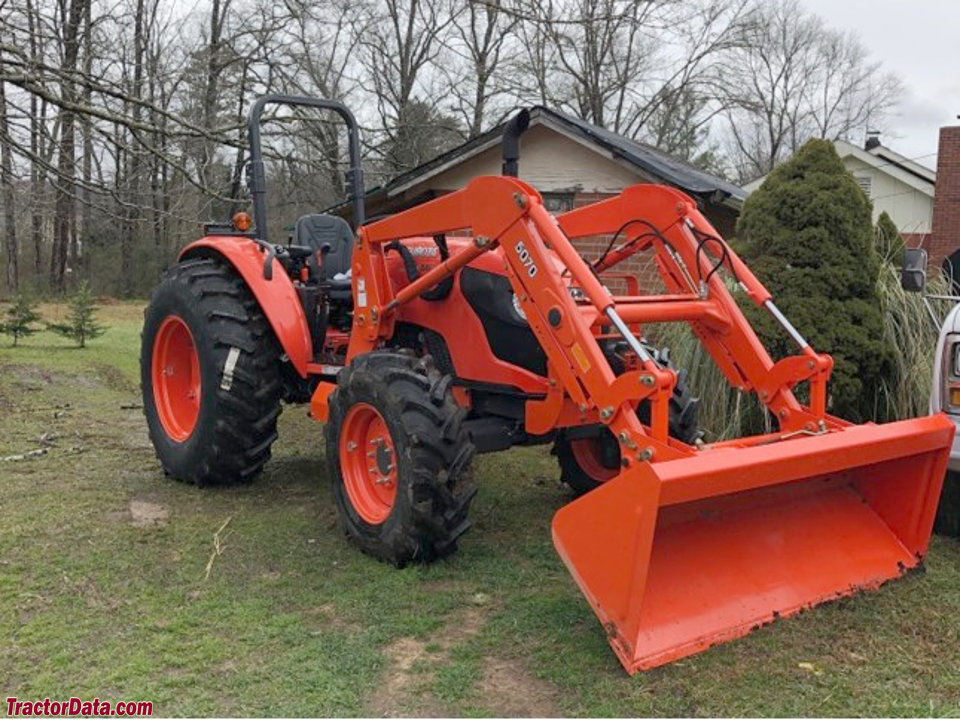 Kubota M6060