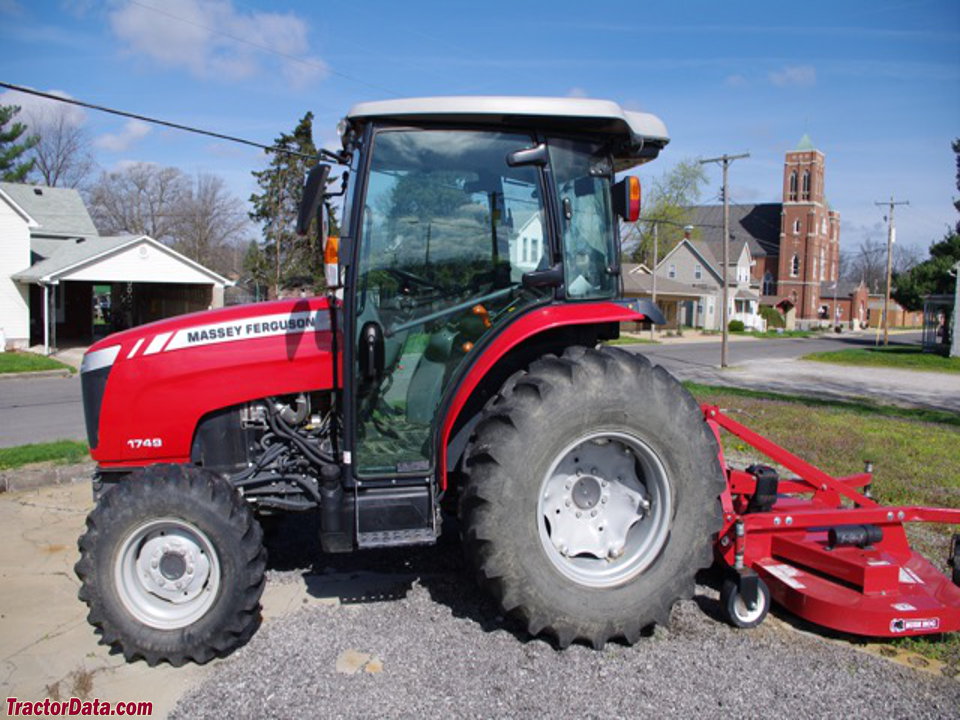 Massey Ferguson 1749