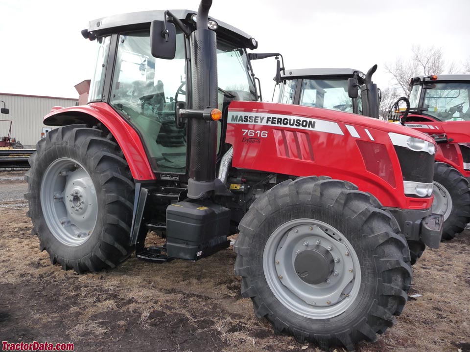 Massey Ferguson 7616