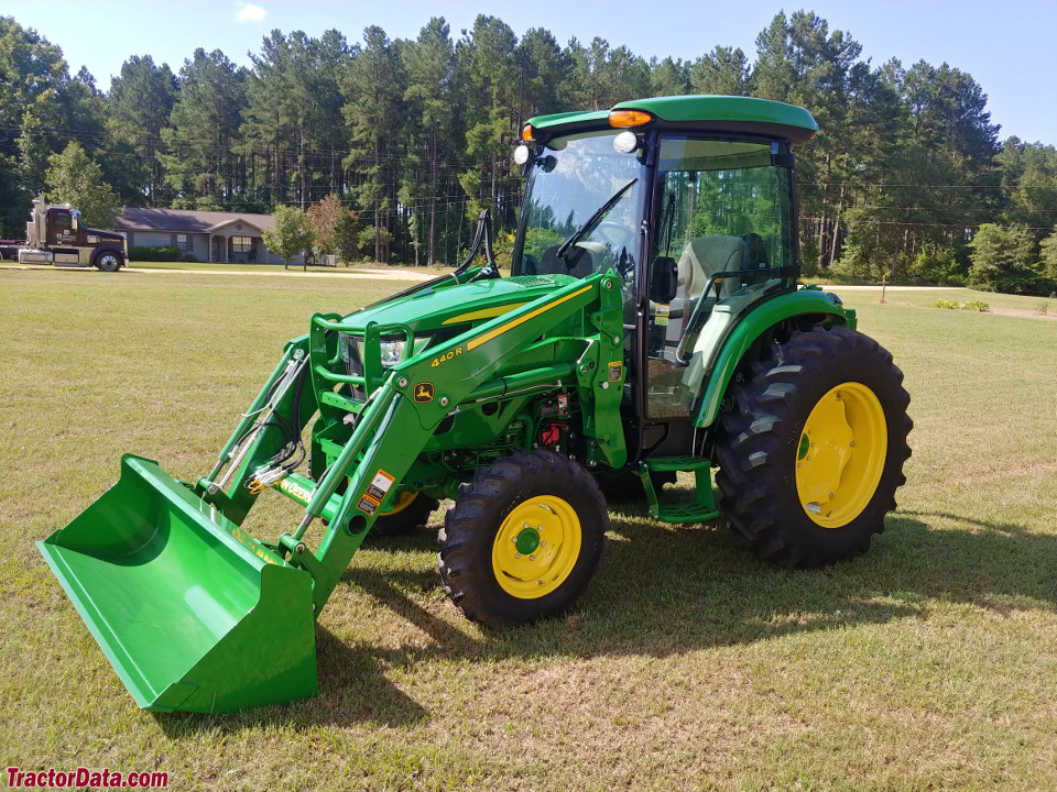 John Deere 4044r Tractor Information