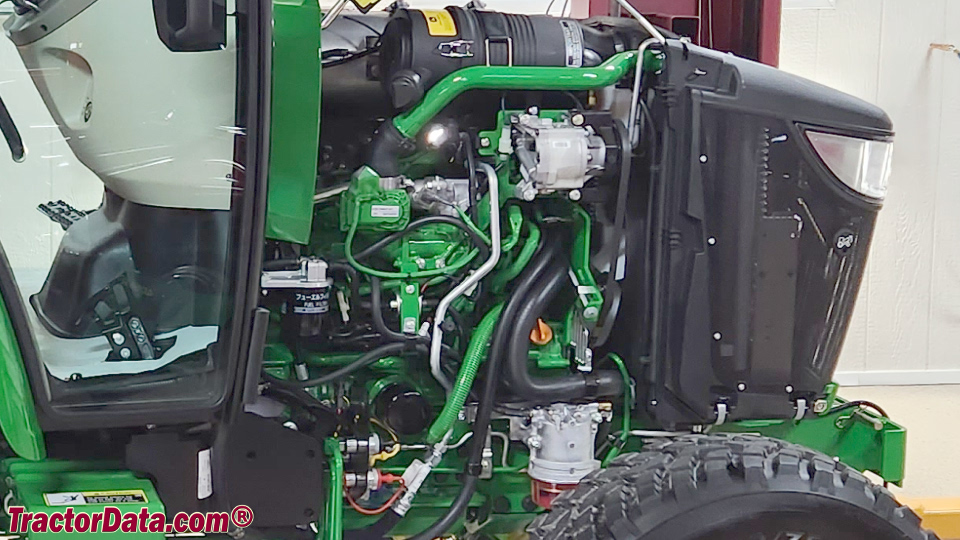 John Deere 4066R engine image