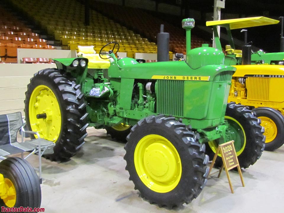 John Deere 3020 with LP-gas engine and four-wheel drive.