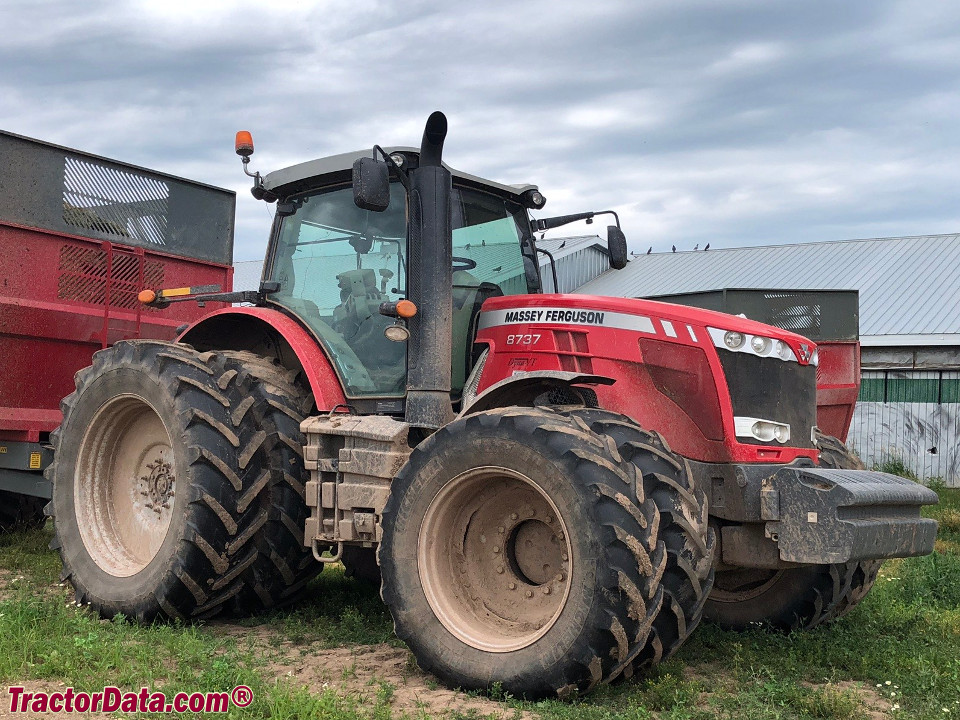 Massey Ferguson 8737