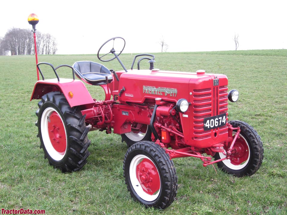 Farmall D-217