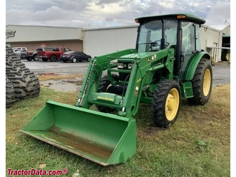 John Deere 5055E