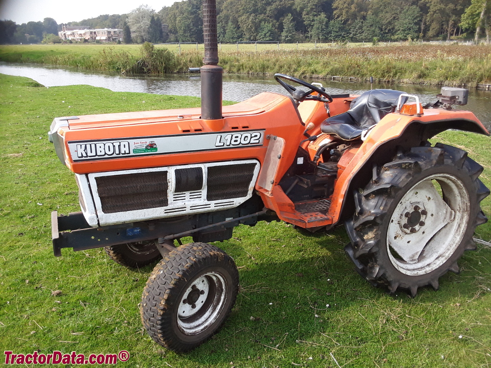 Kubota L1802