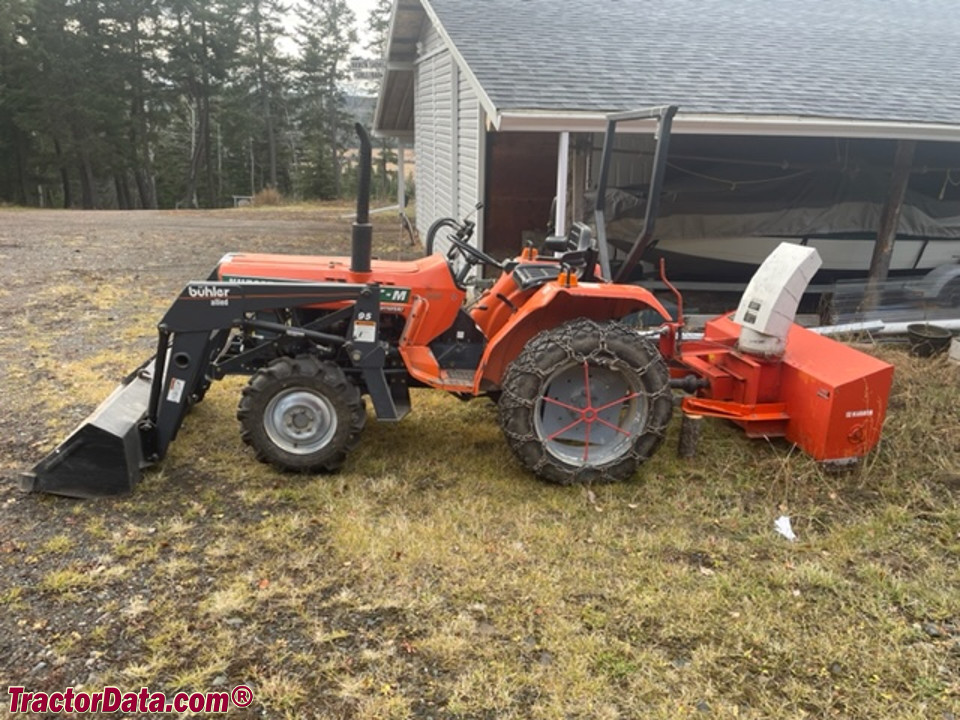 Kubota ZL2202DT, left side.