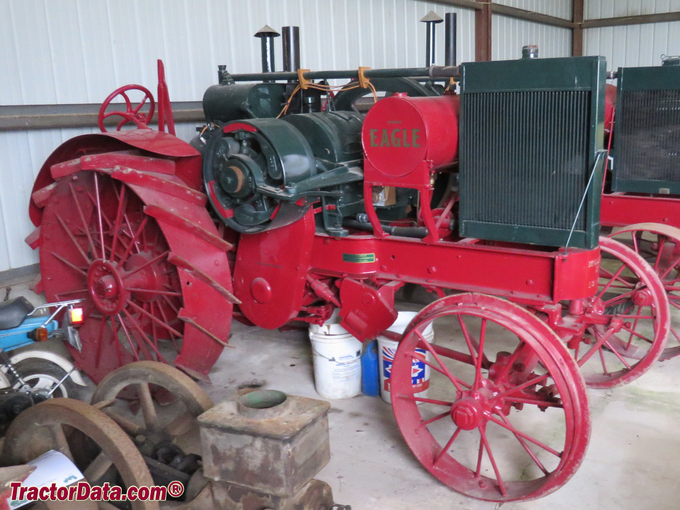 Eagle Manufacturing H 13-25 tractor.