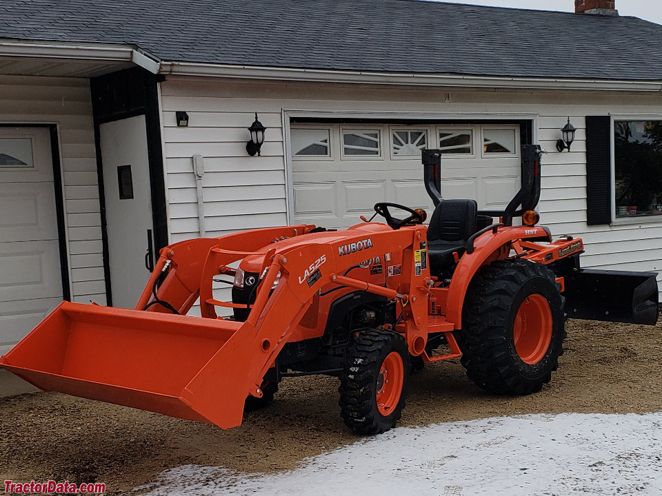 Kubota L2501 with LA525 loader and RB3772 rear blade.