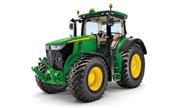 John Deere 7230R tractor photo