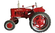 Farmall HV tractor photo