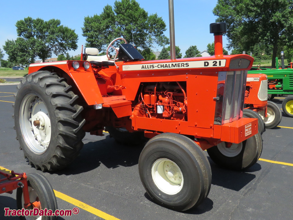 Allis Chalmers D21 Series II.