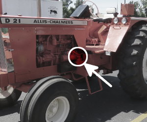 Allis Chalmers D21 serial number location