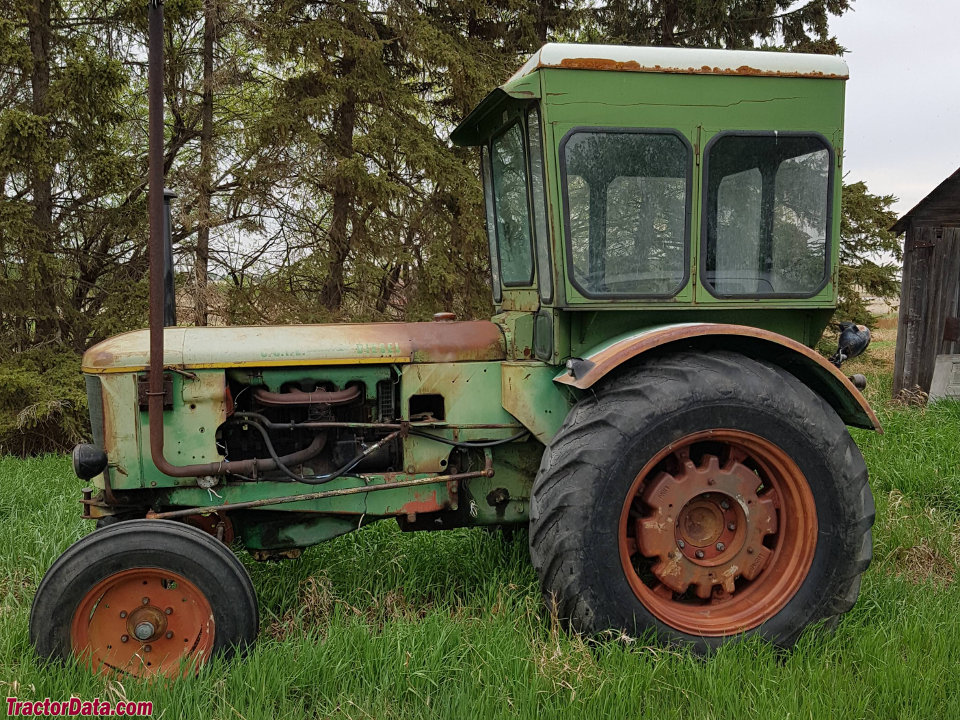 Deutz F4L514, left side.