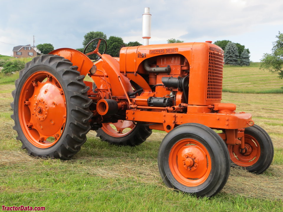 1949 Sheppard Diesel SD-2 with factory wide front end.