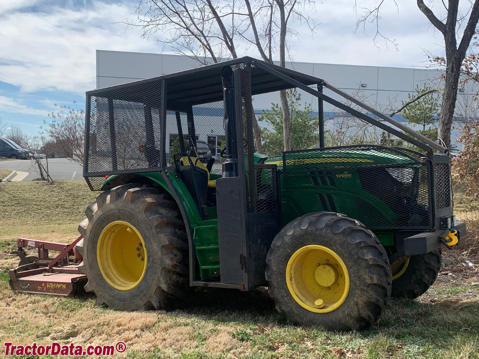 John Deere 6120M, right side.