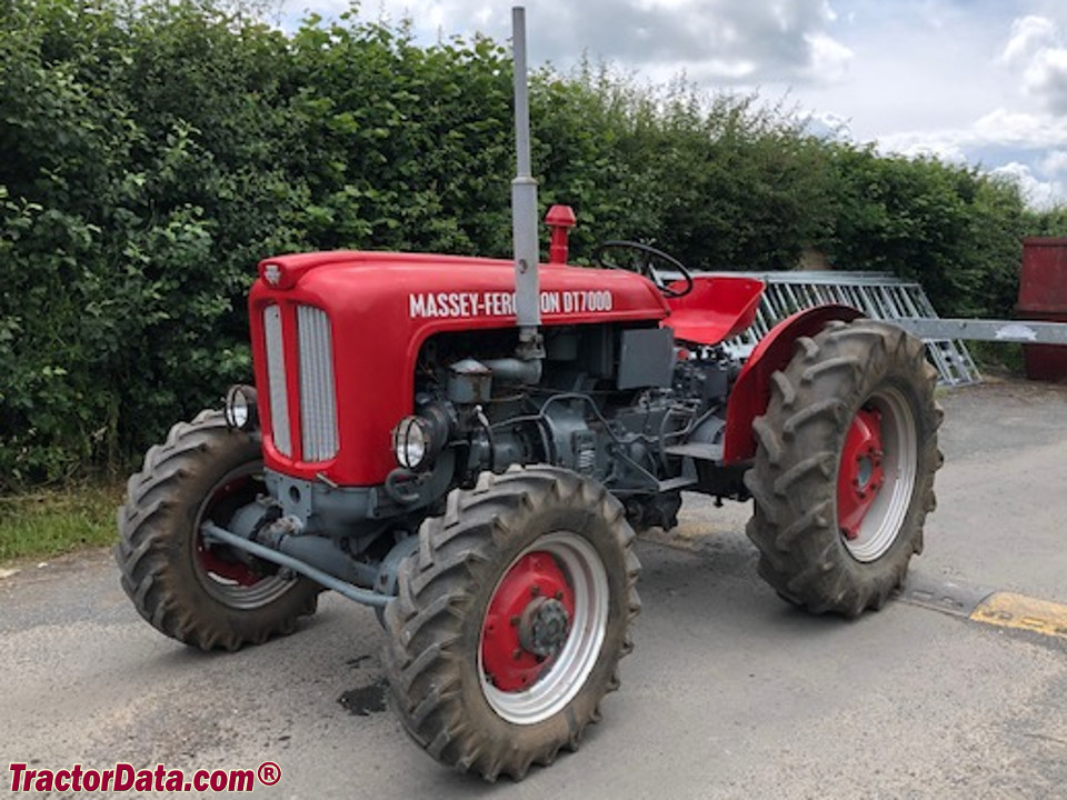 Massey Ferguson DT7000