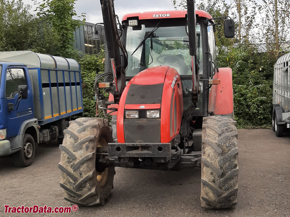 1997 Zetor 11441 with Traclift front-end loader.