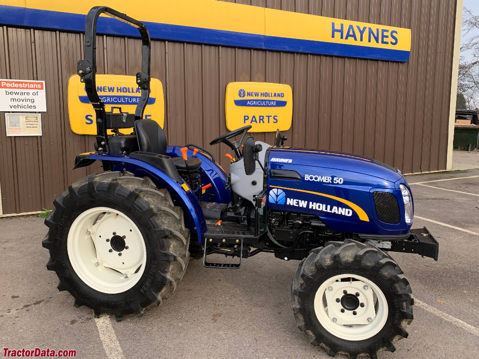 UK New Holland Boomer 50 painted in Ford Power Blue.