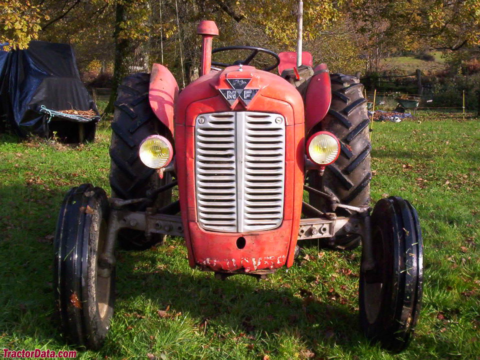 Massey Ferguson 37