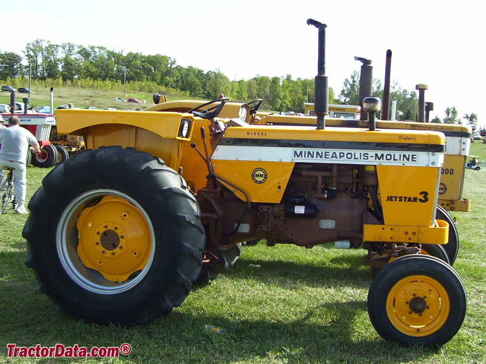 Early Minneaolis-Moline Jet Star 3 Super with dyna brown chassis.