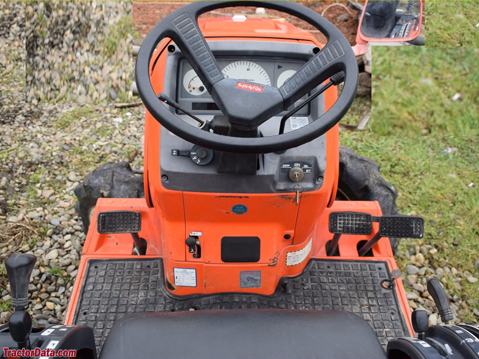 Kubota A-195 operator station and controls.