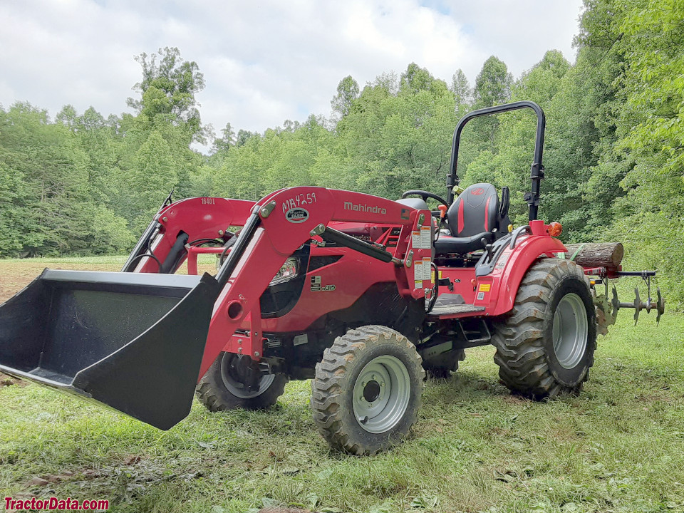 Mahindra 1640