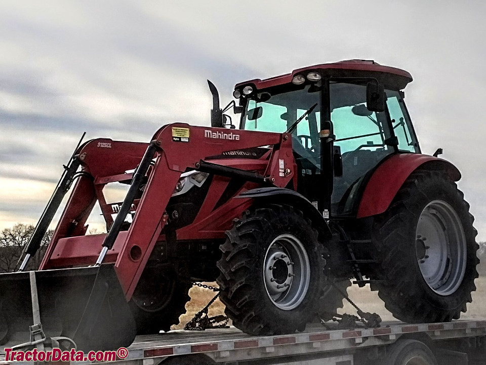 Mahindra 9110P, right side.