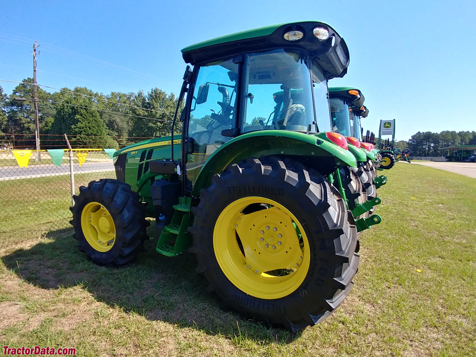 John Deere 5115R