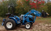 LS MT235E tractor photo