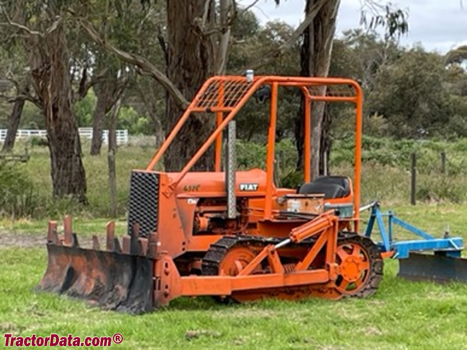 Fiat 451C with dozer blade.