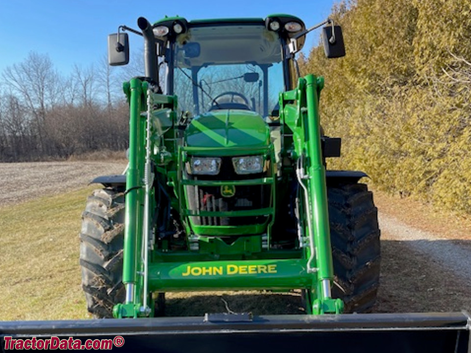 John Deere 5105M