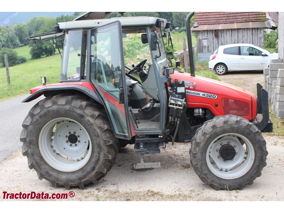 Massey Ferguson 4320