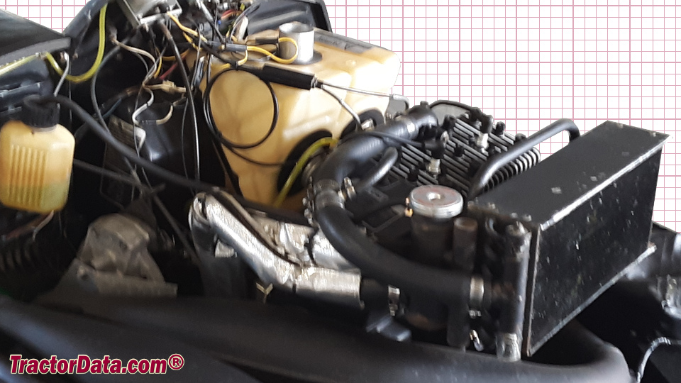 John Deere Liquidator engine image