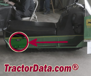 John Deere 400 serial number location